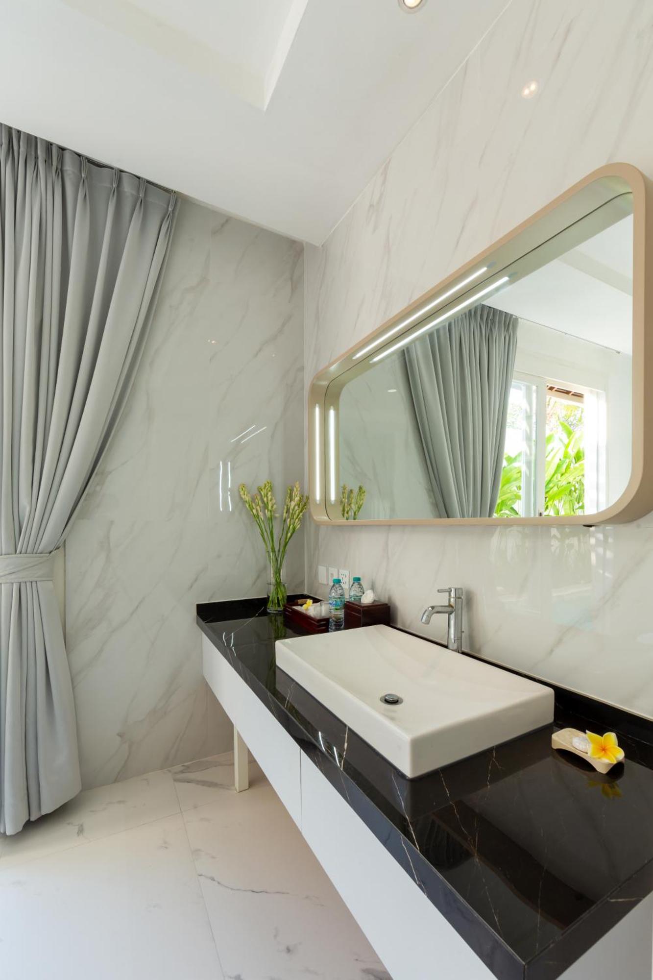 Bajra Bali Villa Seminyak מראה חיצוני תמונה